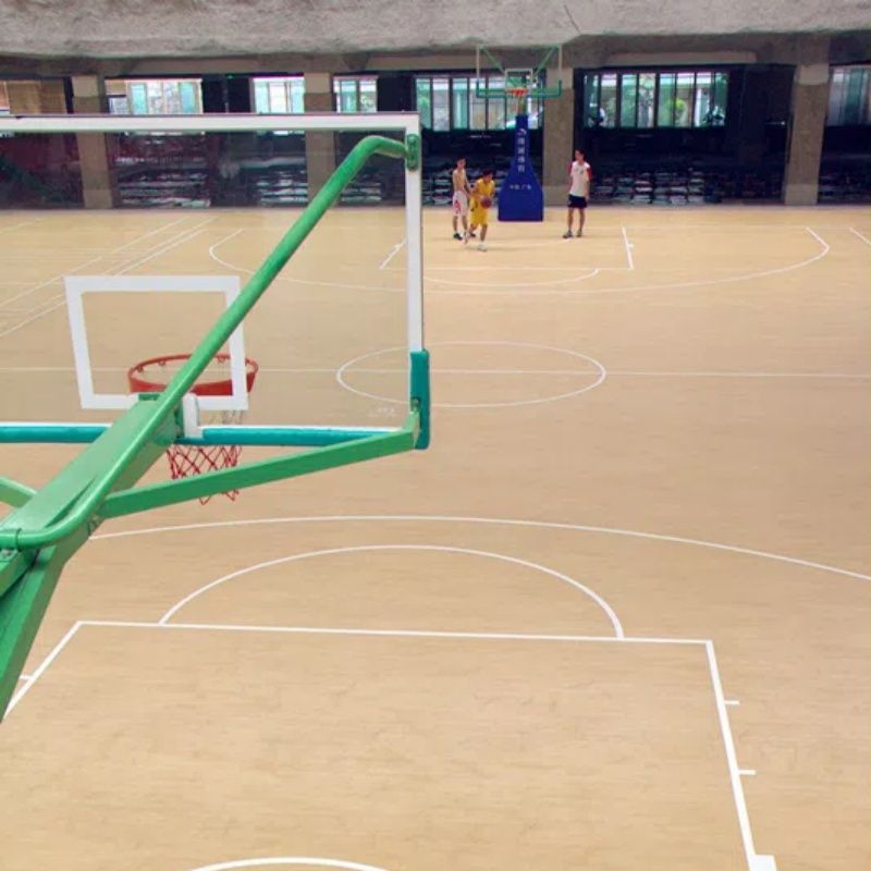 Qual é o melhor piso de basquete para instalar